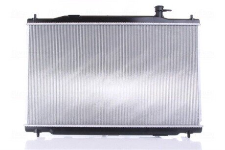 Радиатор охлаждения двигателя nissens 681406