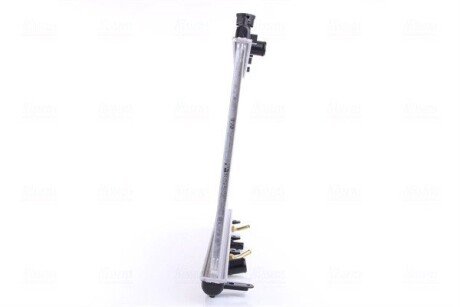 Радиатор охлаждения двигателя nissens 681406