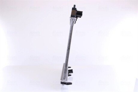 Радиатор охлаждения двигателя nissens 68147