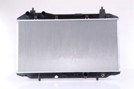 Радіатор охолодження двигуна Nissens 68147