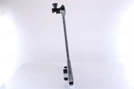 Радиатор охлаждения двигателя nissens 68724