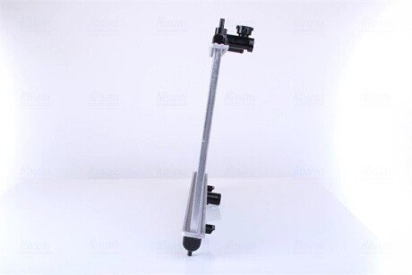 Радиатор охлаждения двигателя nissens 68741