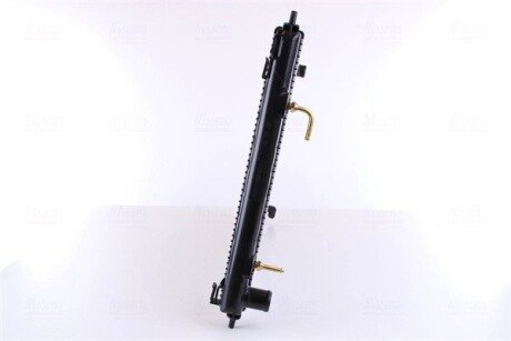 Радіатор охолодження двигуна nissens 68743