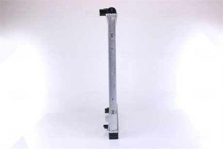 Радіатор охолодження двигуна nissens 68744