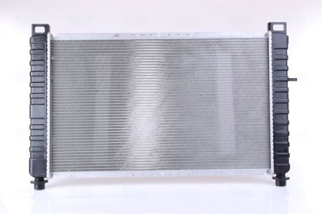 Радіатор охолодження двигуна nissens 69092