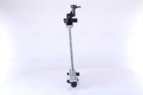 Радиатор охлаждения двигателя nissens 69401