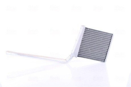 Радиатор охлаждения двигателя nissens 707217