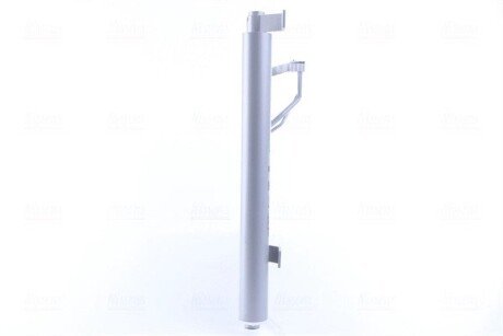 Радіатор охолодження двигуна nissens 940851