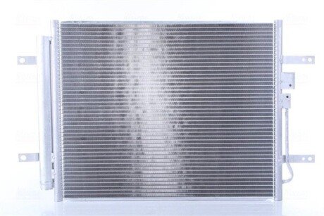 Радиатор охлаждения двигателя nissens 940931