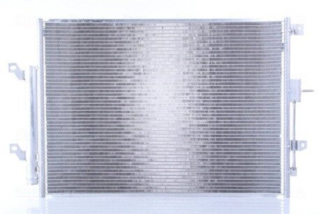 Радіатор охолодження двигуна nissens 940934