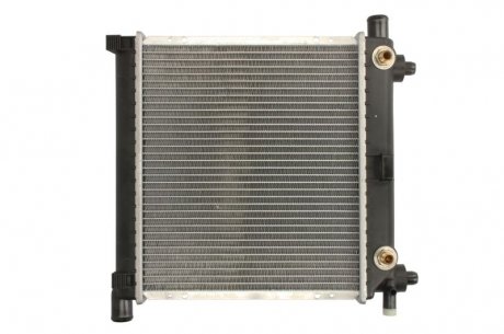 Радиатор охлаждения MERCEDES C-CLASS W201 (82-) 190E (пр-во) nissens 62550