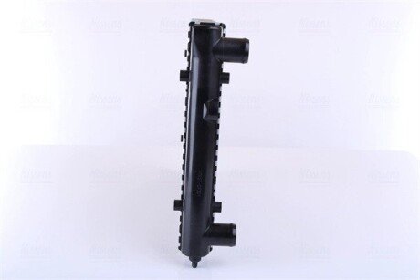 Радіатор охолодження двигуна nissens 651851