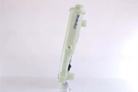 Радіатор охолодження двигуна nissens 61852