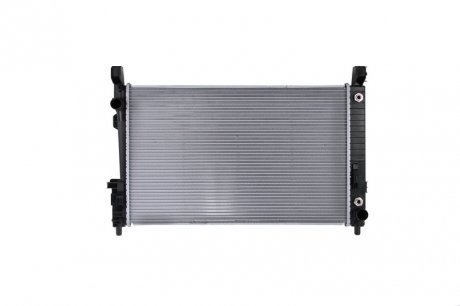 Радіатор охолодження двигуна nissens 62799A