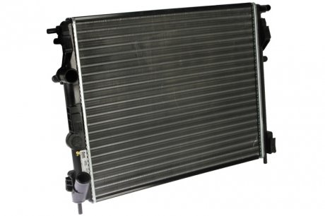 Радіатор охолодження двигуна nissens 638081