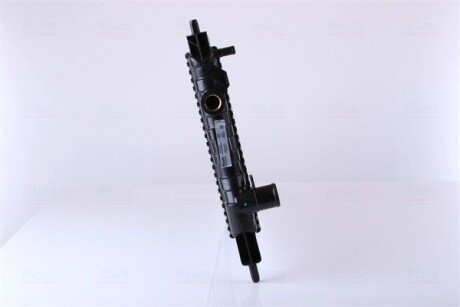 Радіатор інтеркулера nissens 632381