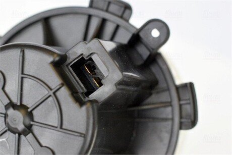 Моторчик (вентилятор) пічки nissens 87208