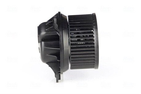 Моторчик (вентилятор) пічки nissens 87174 на Пежо 607