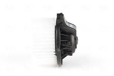 Моторчик (вентилятор) печки nissens 87335