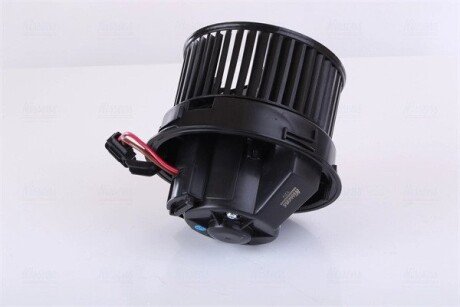 Моторчик (вентилятор) пічки nissens 87704