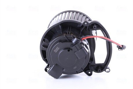 Моторчик (вентилятор) пічки nissens 87504