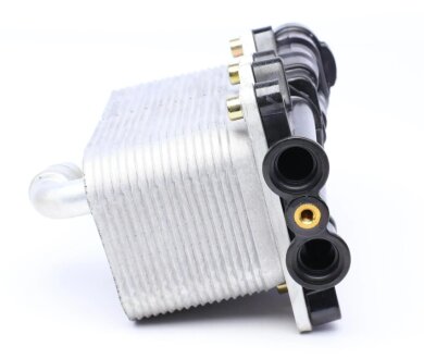 Радіатор масла BMW 5 (E60) 2.0D-4.4D 10.02-12.10 nrf 31215