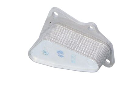 Охолоджувач мастила nrf 31823 на Опель Инсигния б