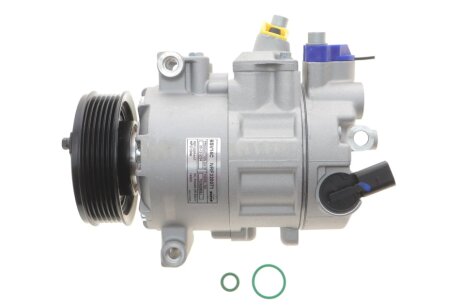 Компресор кондиціонера nrf 320071 на Фольксваген Транспортер т5
