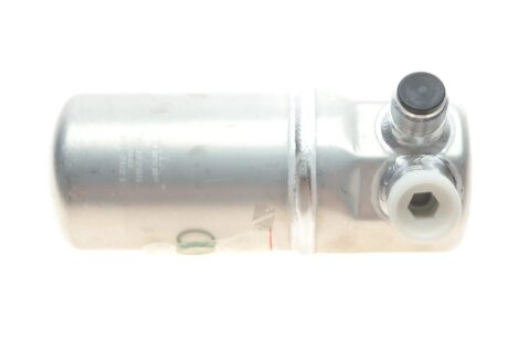 Осушувач АС Audi A6 2.5 TDi 1994/07 > 1997/03 nrf 33082