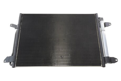 Конденсатор кондиціонера VOLKSWAGEN JETTA IV (10-) 2.0 FSi nrf 350507