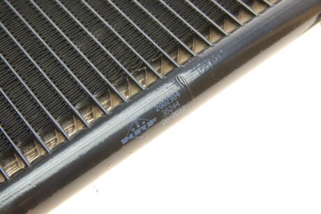 Радіатор кондиціонера nrf 35244