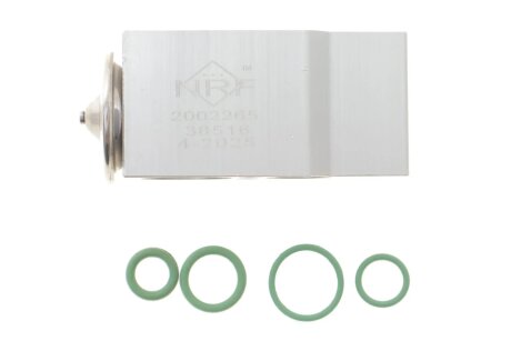 Розширювальний клапан кондиціонера nrf 38516 на Бмв F10