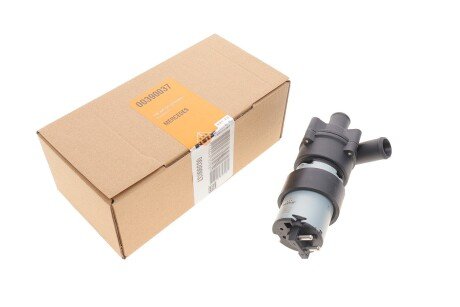 Додаткова водяна помпа MERCEDES C200CDI, C180, C160 01-08 nrf 390037