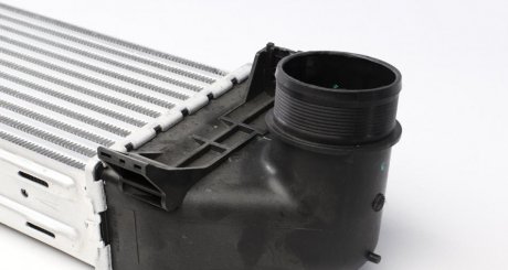 Радиатор интеркулера nrf 30304