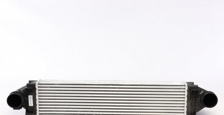 Радиатор интеркулера nrf 30304 на Форд Фокус 2