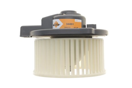 Моторчик (вентилятор) печки nrf 34451 на Мазда Сх 5