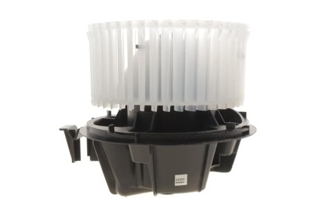 Моторчик (вентилятор) пічки nrf 34518 на Рено Дастер