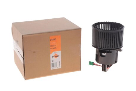 Моторчик (вентилятор) пічки nrf 34530