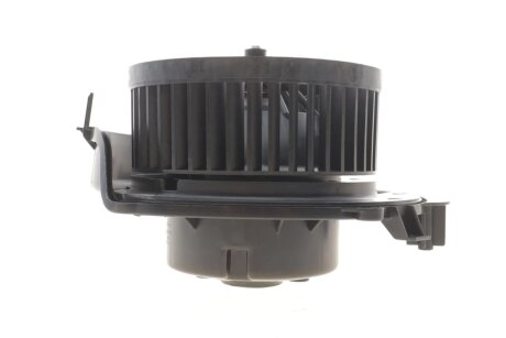 Моторчик (вентилятор) печки nrf 34613 на Фольксваген Артеон