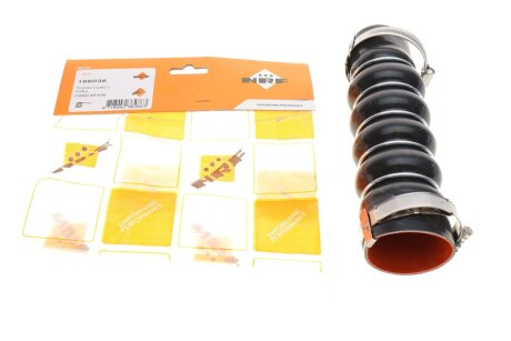 Патрубок интеркулера (турбины) nrf 166036 на Форд Куга 2