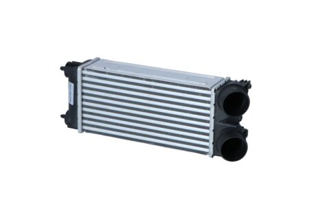 Радиатор интеркулера nrf 30191 на Пежо 308