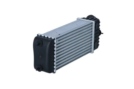 Радиатор интеркулера nrf 30196
