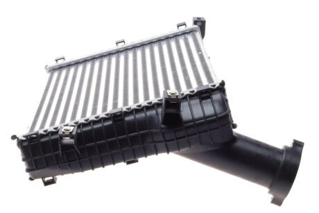 Радиатор интеркулера nrf 30286