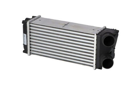 Радиатор интеркулера nrf 30860 на Ситроен С4