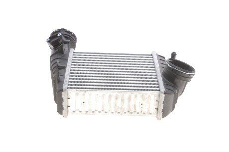 Радиатор интеркулера nrf 309030