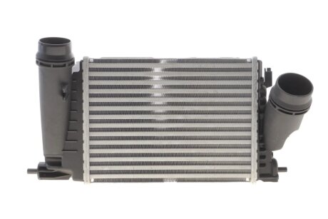 Радиатор интеркулера nrf 309131 на Рено Espace