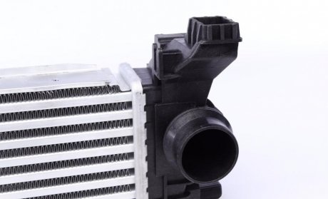 Радиатор интеркулера nrf 309383