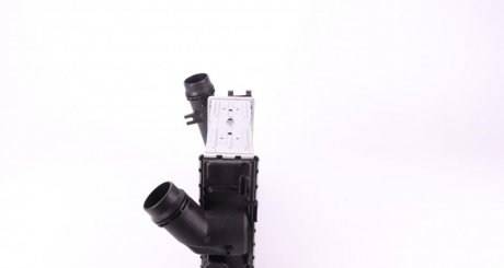 Радиатор интеркулера nrf 30984