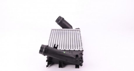 Радиатор интеркулера nrf 30984
