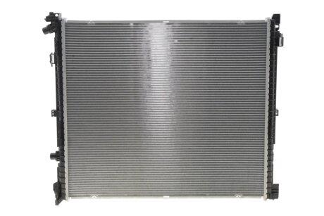 Радіатор інтеркулера nrf 550282 на Ситроен Спейстур